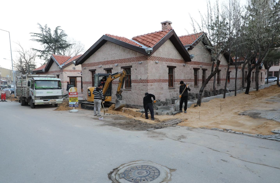 Zeybek;"Gastronomi sokağı yakın zamanda açıklanacak"