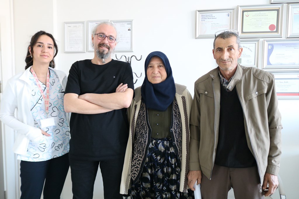BAŞARILI KANSER AMELİYATI HAYAT KURTARDI