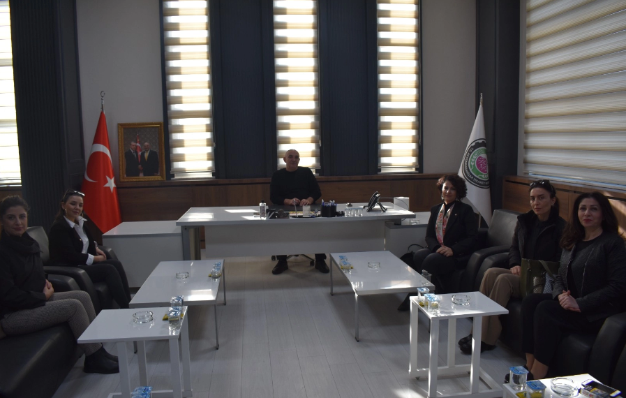 Kadın girişimciler iş dünyası ile buluşmaya devam ediyor