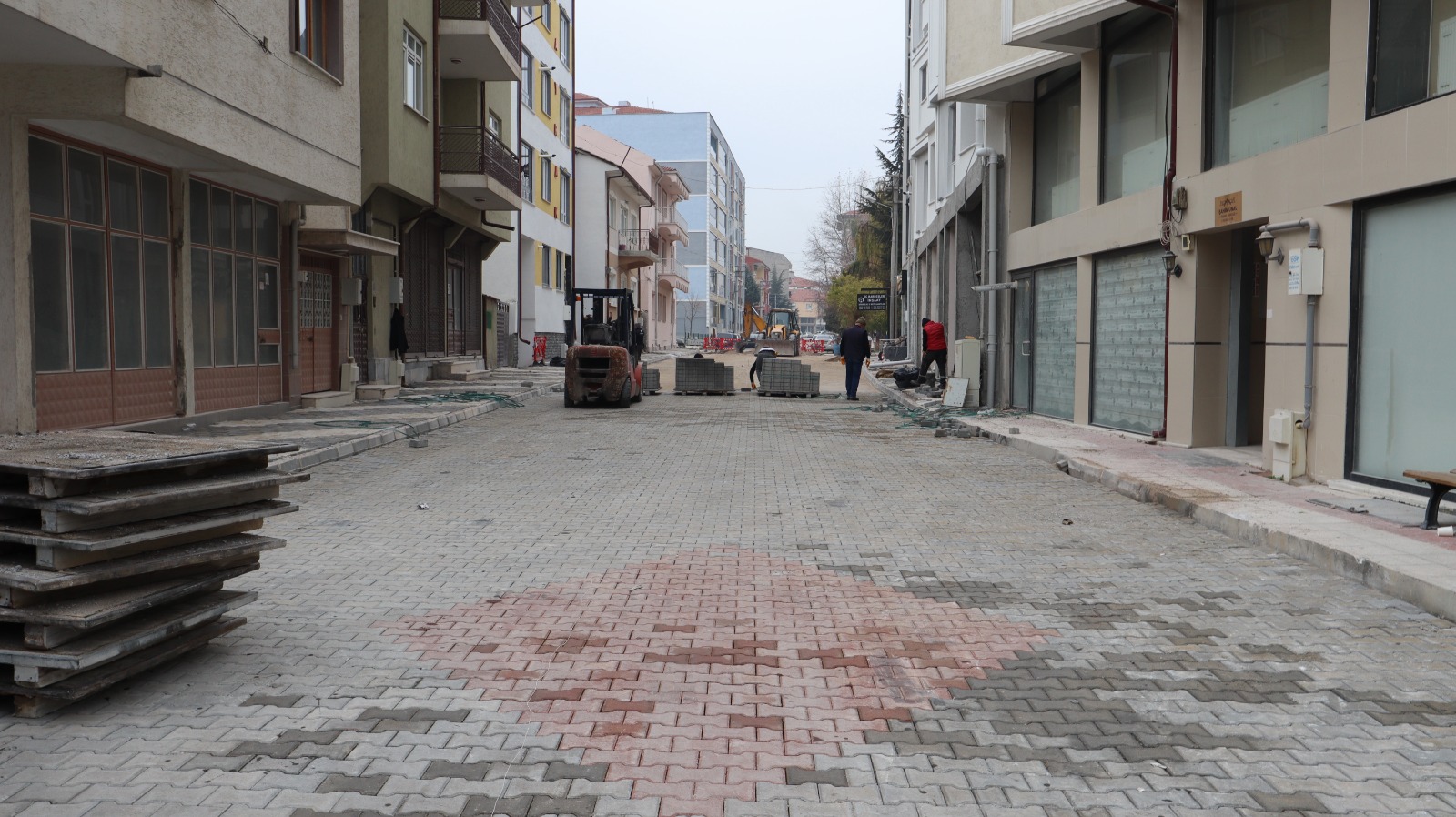 Emirdağ Gelişen ve Büyüyen İlçe Sokakları Yeni Görüntüsüne Kavuşuyor