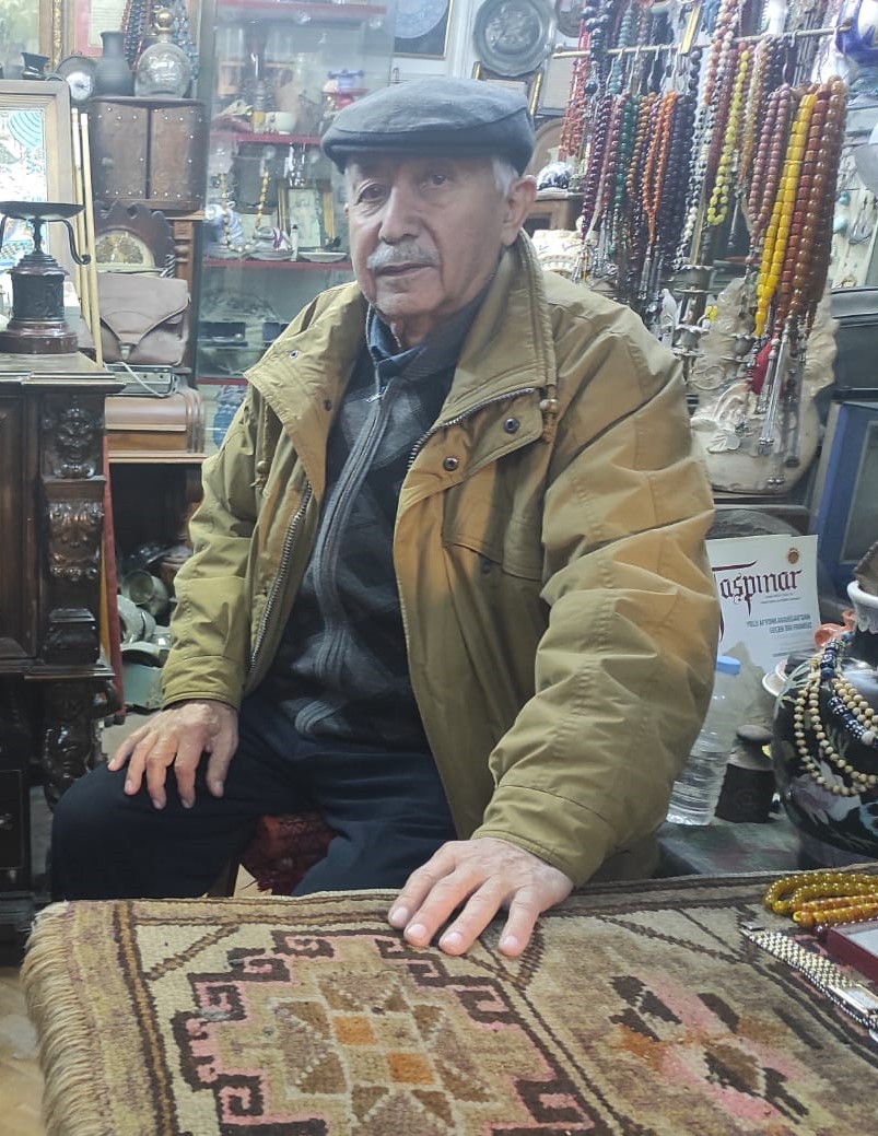 Geçmişin Bugüne Yansımaları: Antikacılık