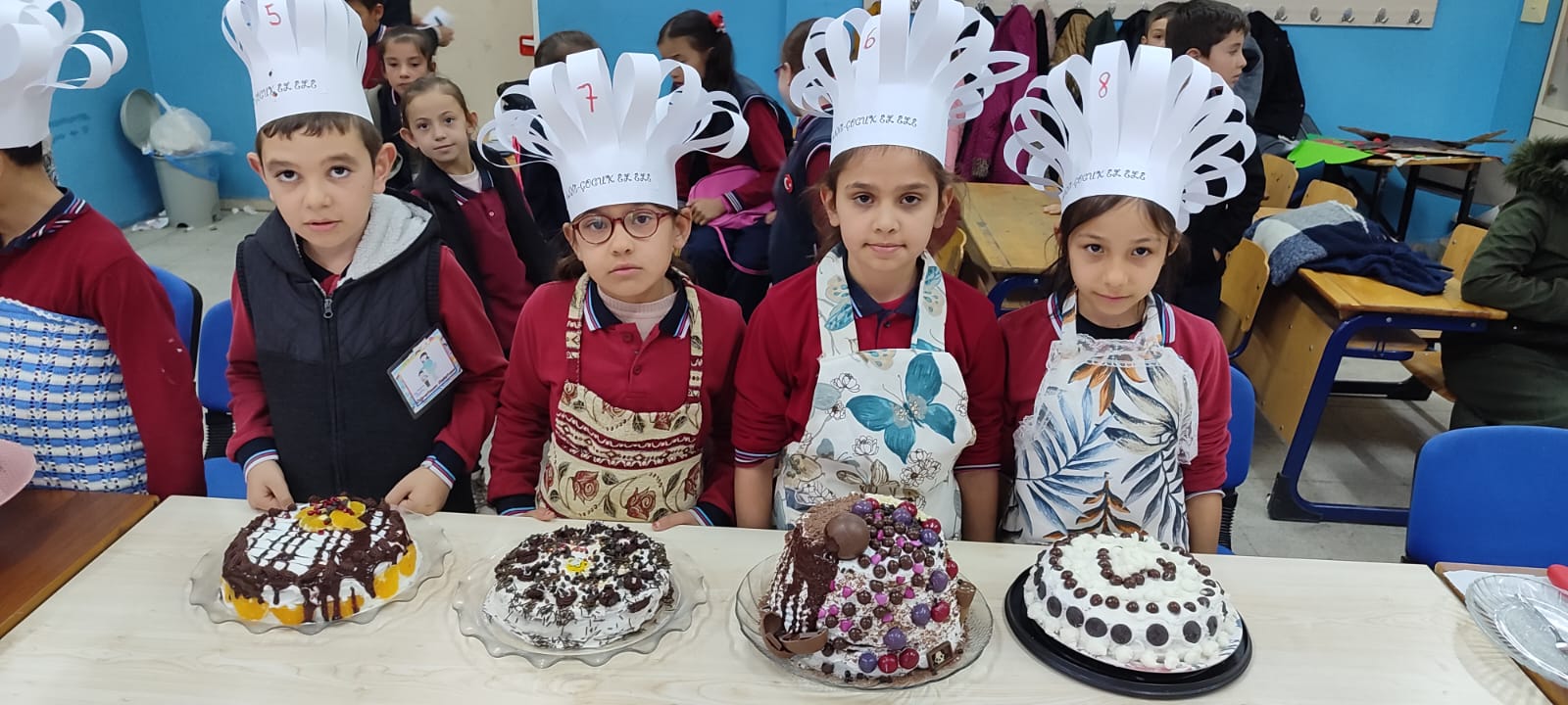 Afyon'da Beyyazı İlkokulu Miniklerinden Anlamlı Etkinlik