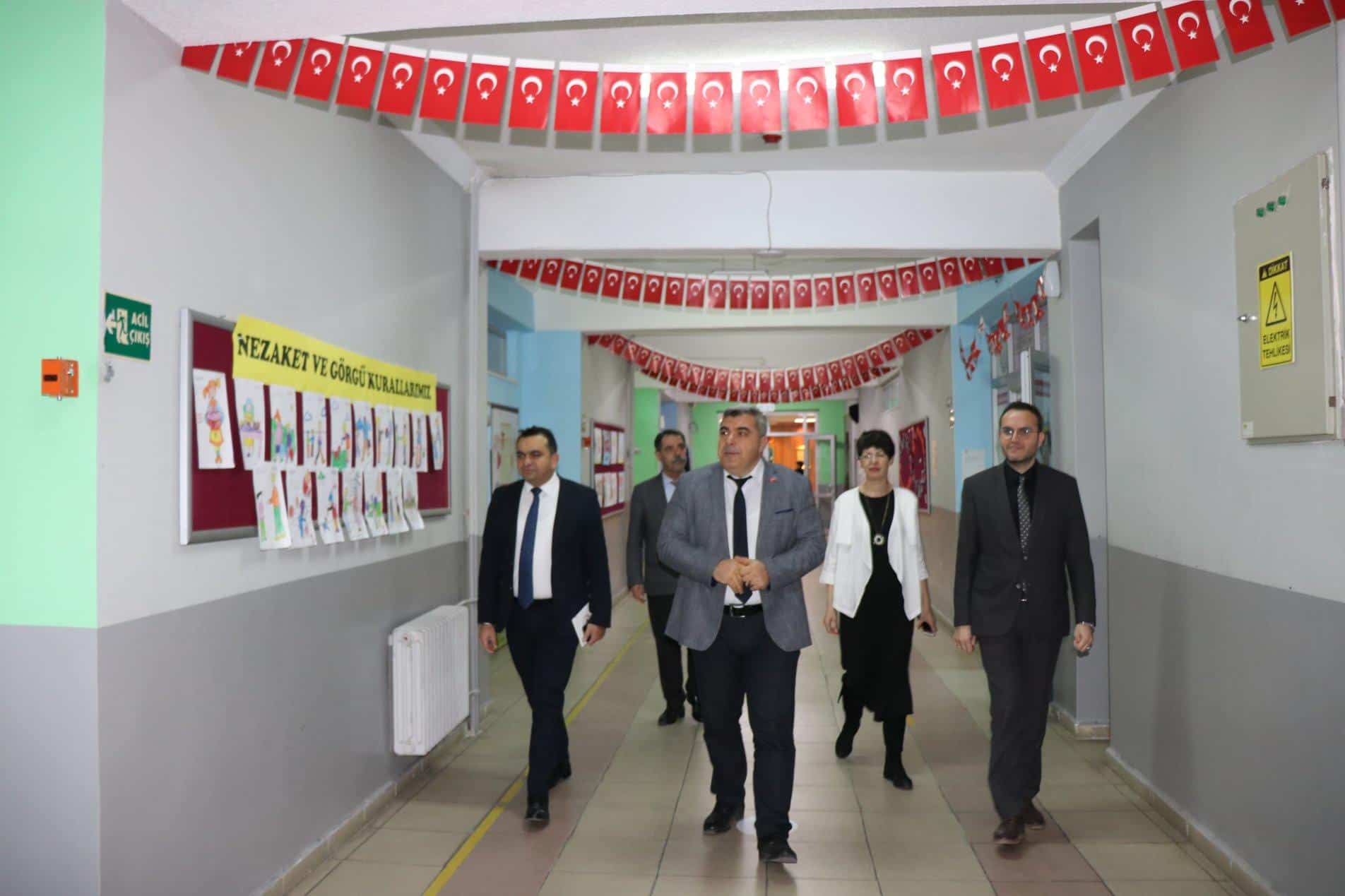 Öğrencilerle Soru Cevap Etkinliği Yaptı