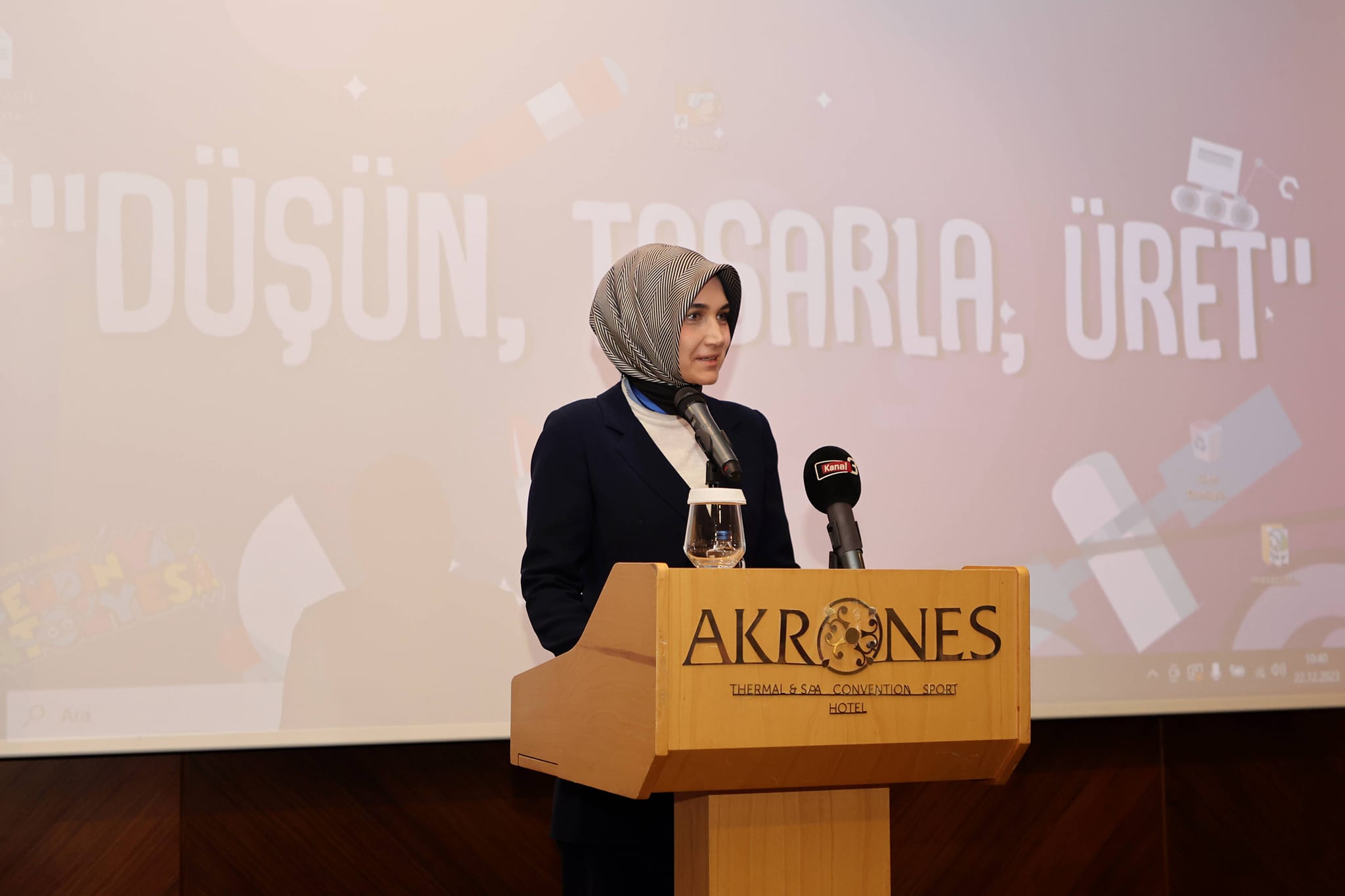 Vali Yiğitbaşı Sempozyuma Katıldı. Gündem KodAfyon Oldu