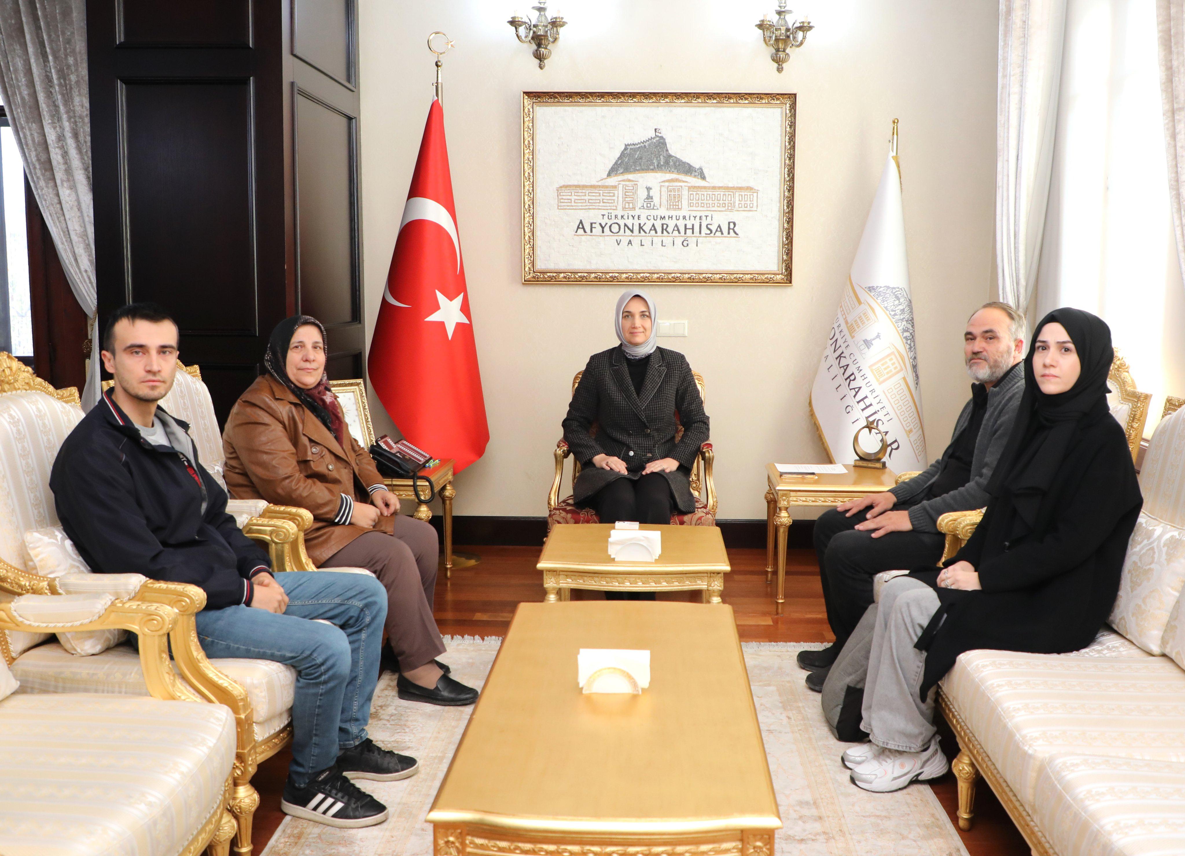 DEVLET ANA, ŞEHİT KERİM ÜYE'NİN AİLESİNİ SEVİNDİRDİ