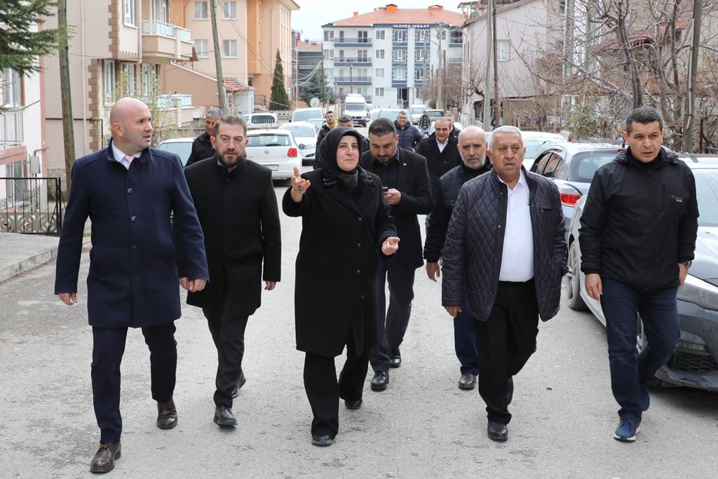 BAŞKAN ZEYBEK MAREŞAL FEVZİ ÇAKMAK MAHALLESİ’Nİ ZİYARET ETTİ