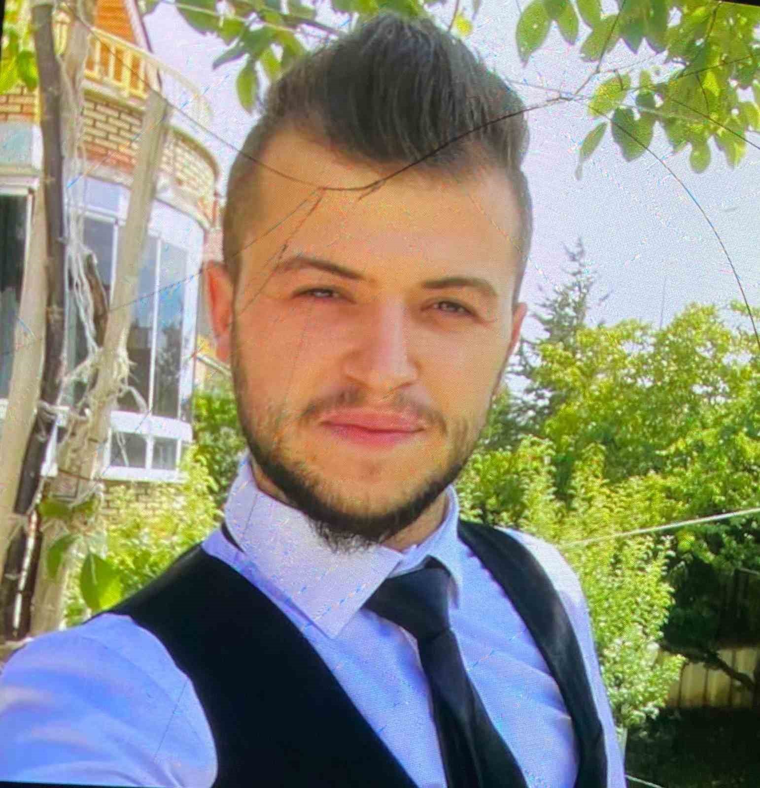 Kavgayı Hazmedemedi İş Yerini Bastı Husumetlisini Öldürdü