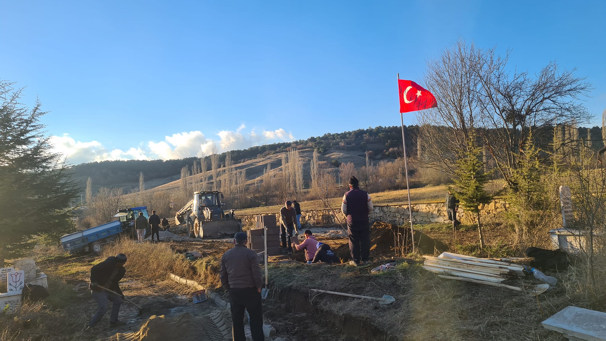 AFYONKARAHİSARLI ŞEHİDİN  EBEDİ İSTİRAHATGAHI HAZIRLANIYOR