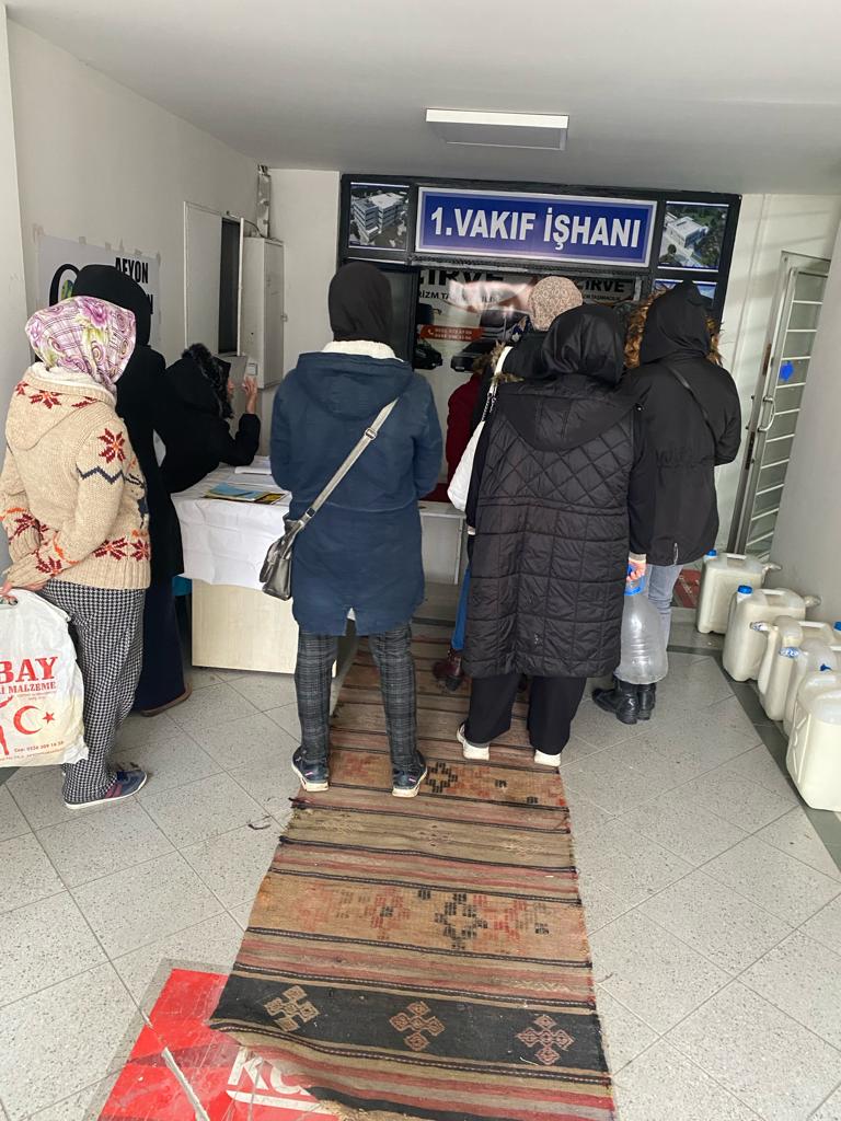 AİLELERE SÜT DAĞITIMI DEVAM EDİYOR