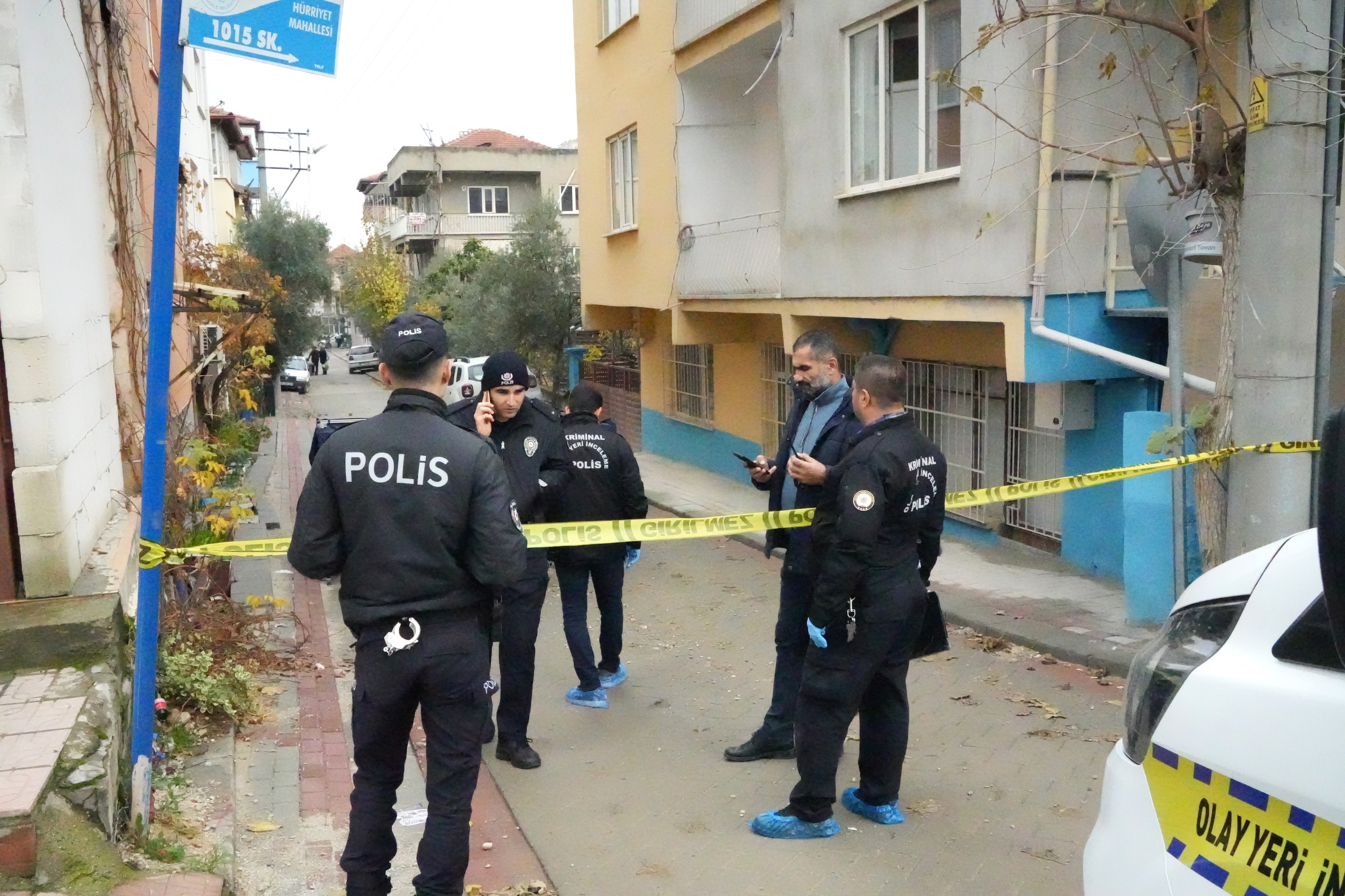 DENGESİNİ KAYBEDEREK 3. KATTAN DÜŞTÜ