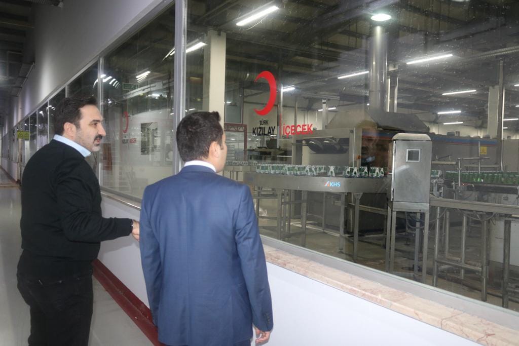 İhsaniye Kaymakamı Bildirici Kızılay Fabrikasını Ziyaret Etti