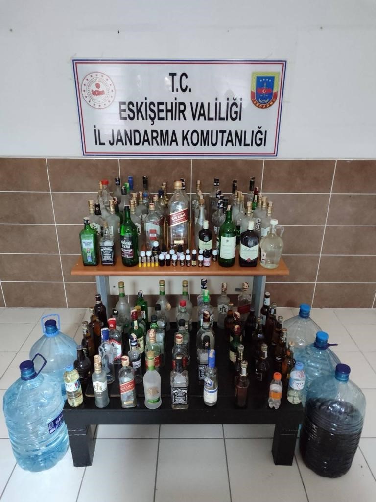 YILBAŞINDAN ÖNCE JANDARMADAN DARBE