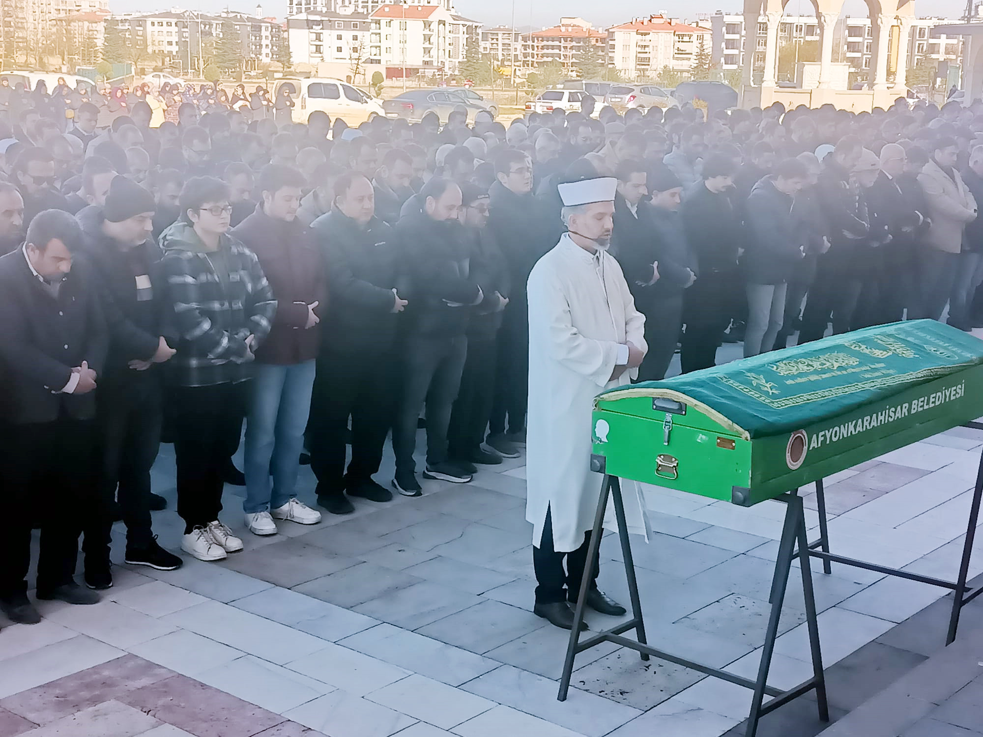 Çakmaktepe son yolculuğuna uğurlandı