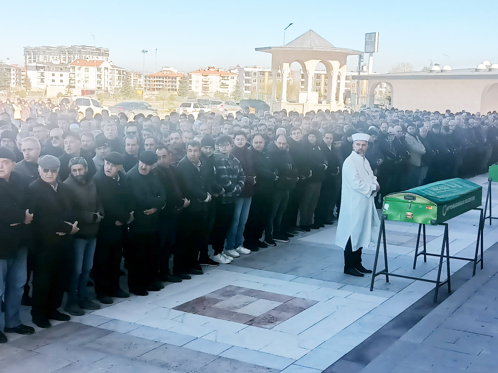 Çakmaktepe son yolculuğuna uğurlandı
