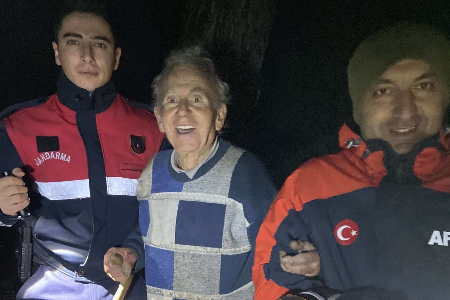 MANTAR TOPLAMAK İSTEMİŞTİ