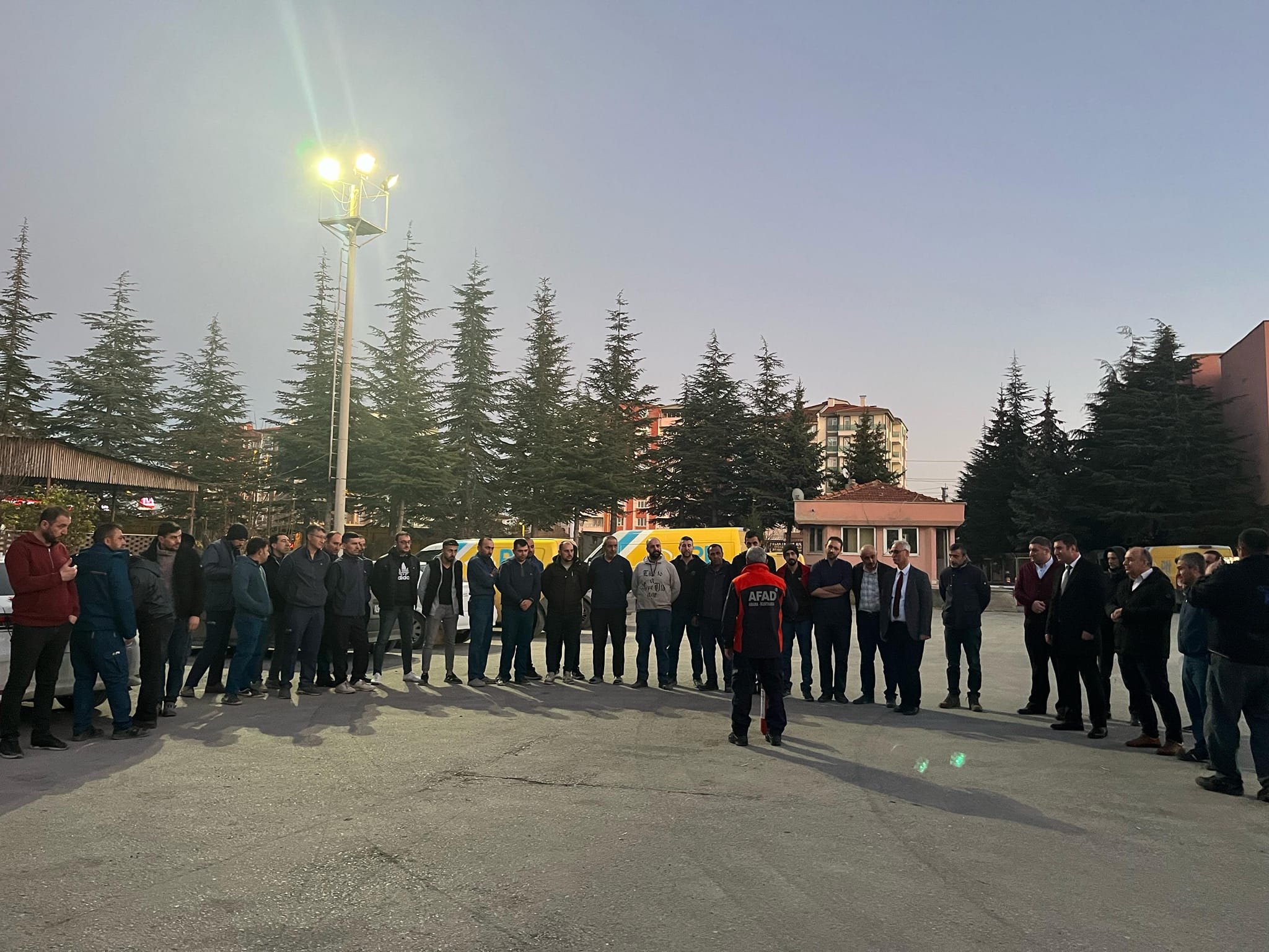 Afyonkarahisar PTT Başmüdürlüğü Personeli Afet Farkındalık Eğitimi ve Tatbikatlarla Hazır
