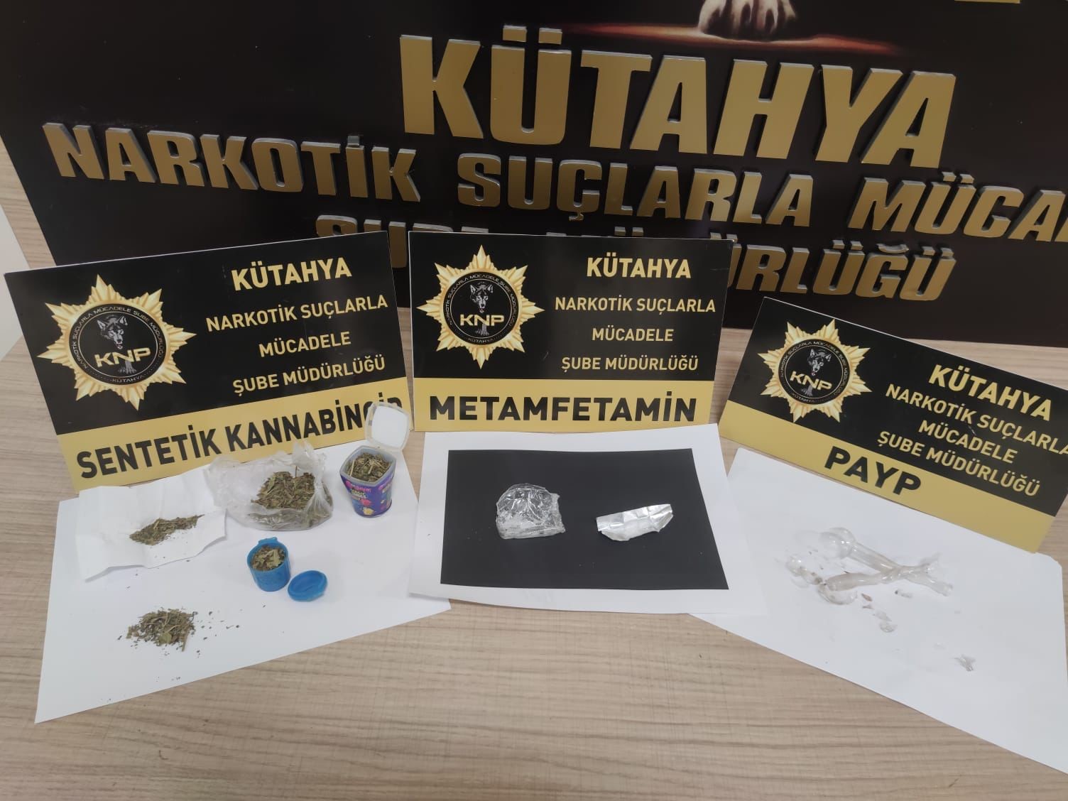 EVİNDE UYUŞTURUCU SATTIĞI ÖĞRENİLDİ