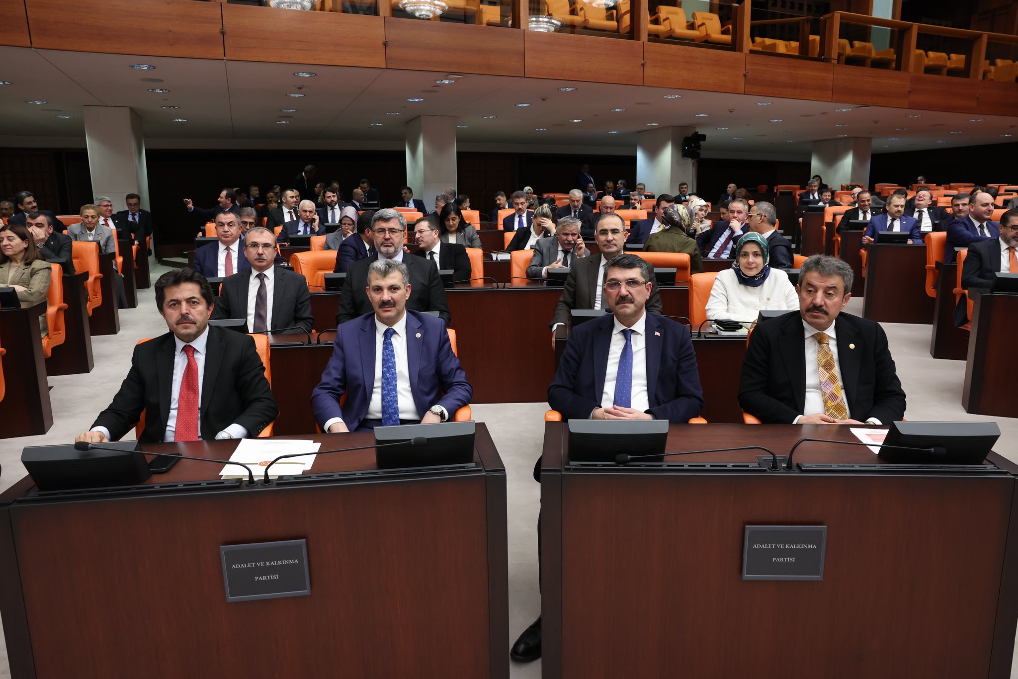 Bütçe Görüşmeleri Son Buldu. AK Partili Özkaya Terörü Destekleyenlere Sert Sözlerle Yüklendi