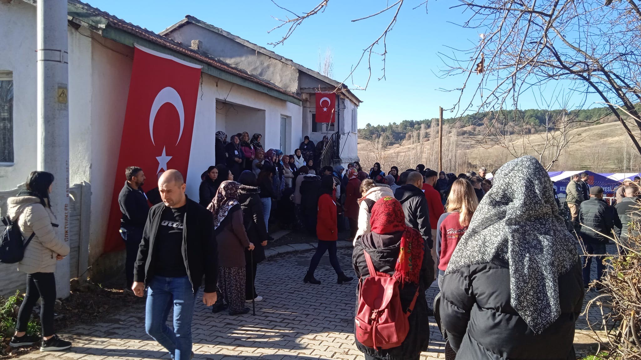BABA OCAĞI ŞEHİDİNİ BEKLİYOR