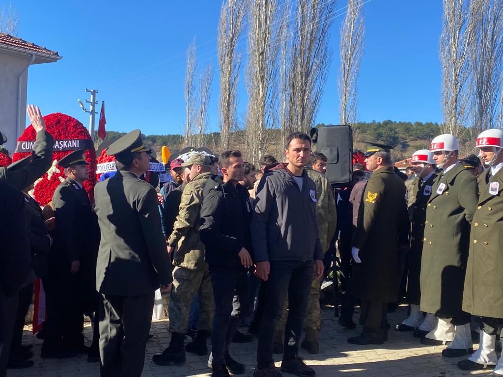 ŞEHİDİMİZİN NAAŞI BABA OCAĞINA VARDI