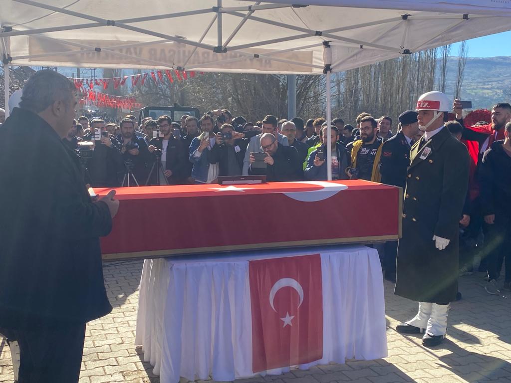 ŞEHİDİMİZİN NAAŞI BABA OCAĞINA VARDI