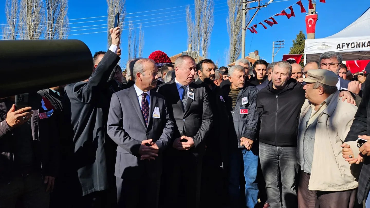MHP'li Taytak Şehidine Son Görevini Yaptı. ''Şehitlerin Makamları Ali Olsun''