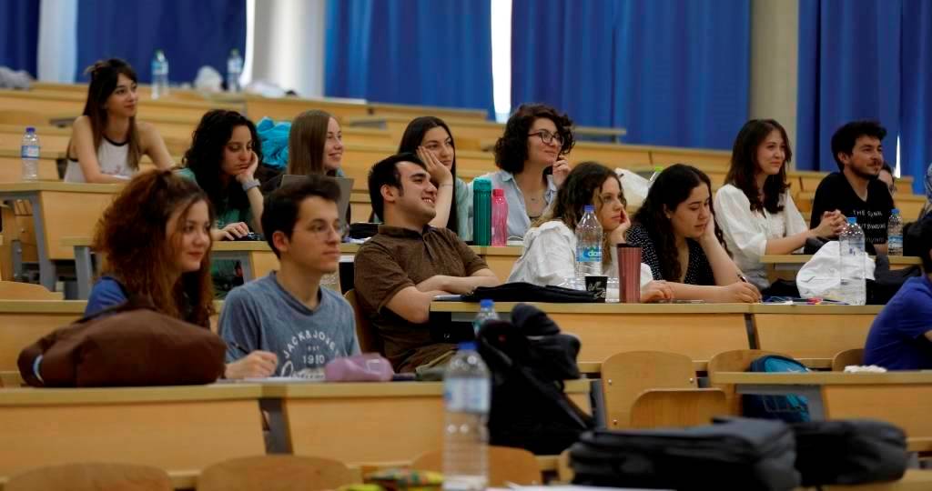 AFSÜ'DEN BÜYÜK BAŞARI