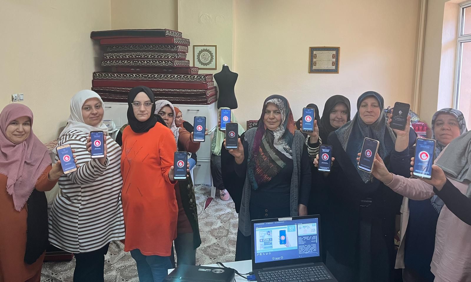 “En İyi Narkotik Polisi Anne”