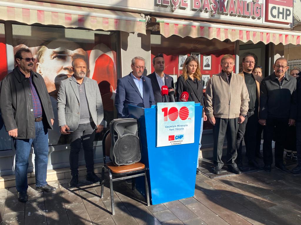 CHP il Başkanı Erhan, ""hain terör saldırılarına ve şehitlerimize artık yeter!"