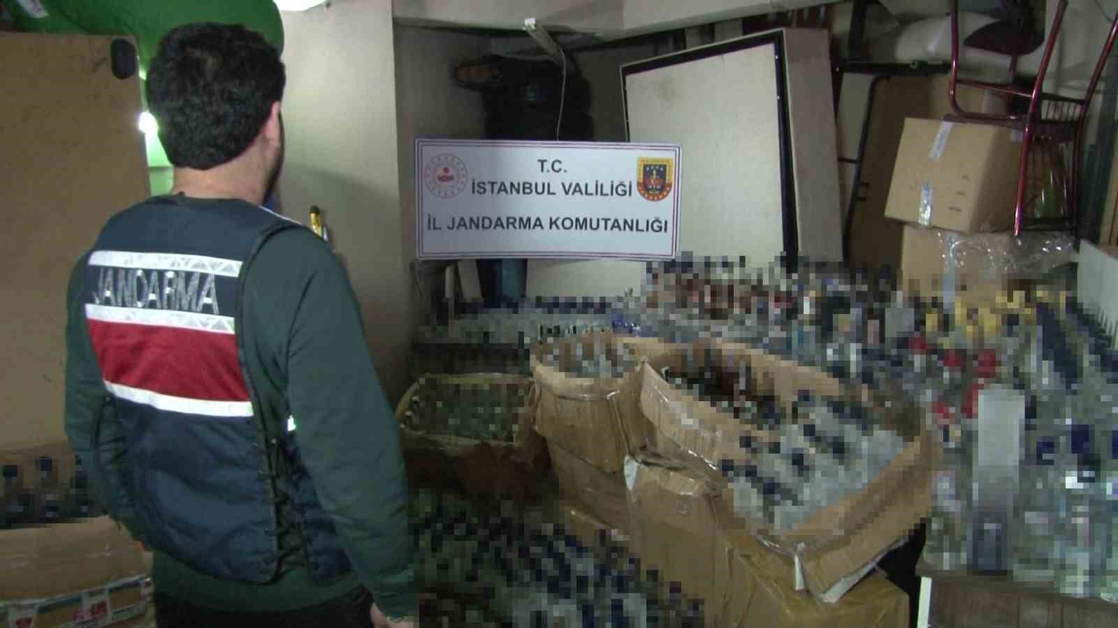 Jandarma ekiplerinden merdiven altı operasyonu