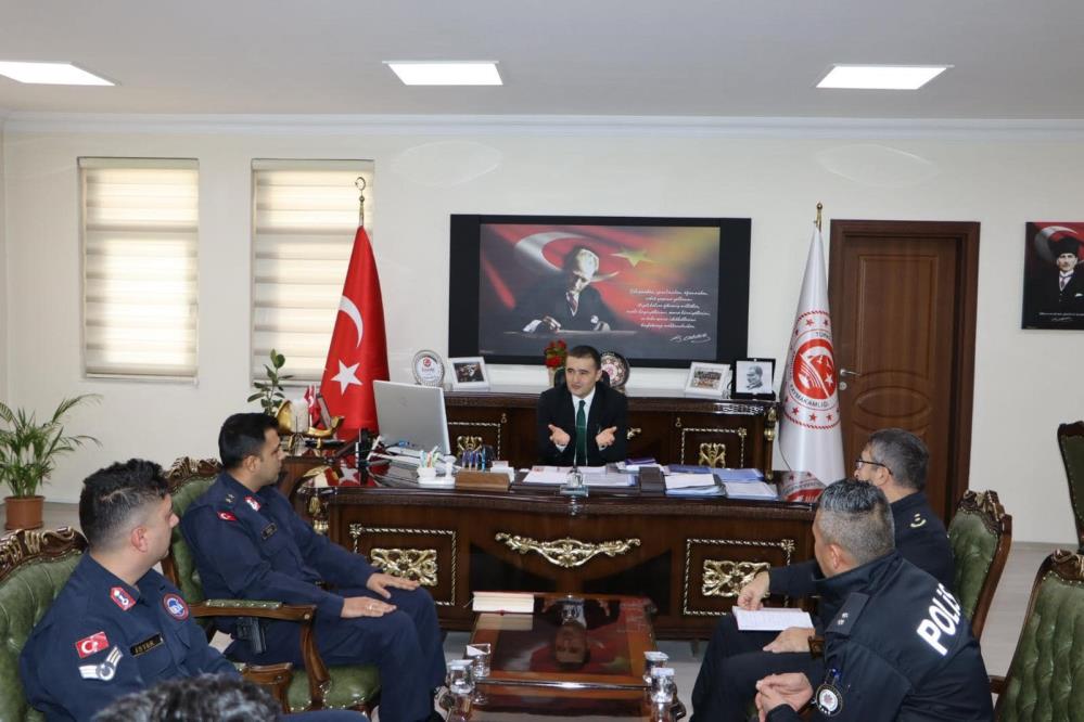 Emirdağ'da Güvenlik Ve Asayiş Toplantısı