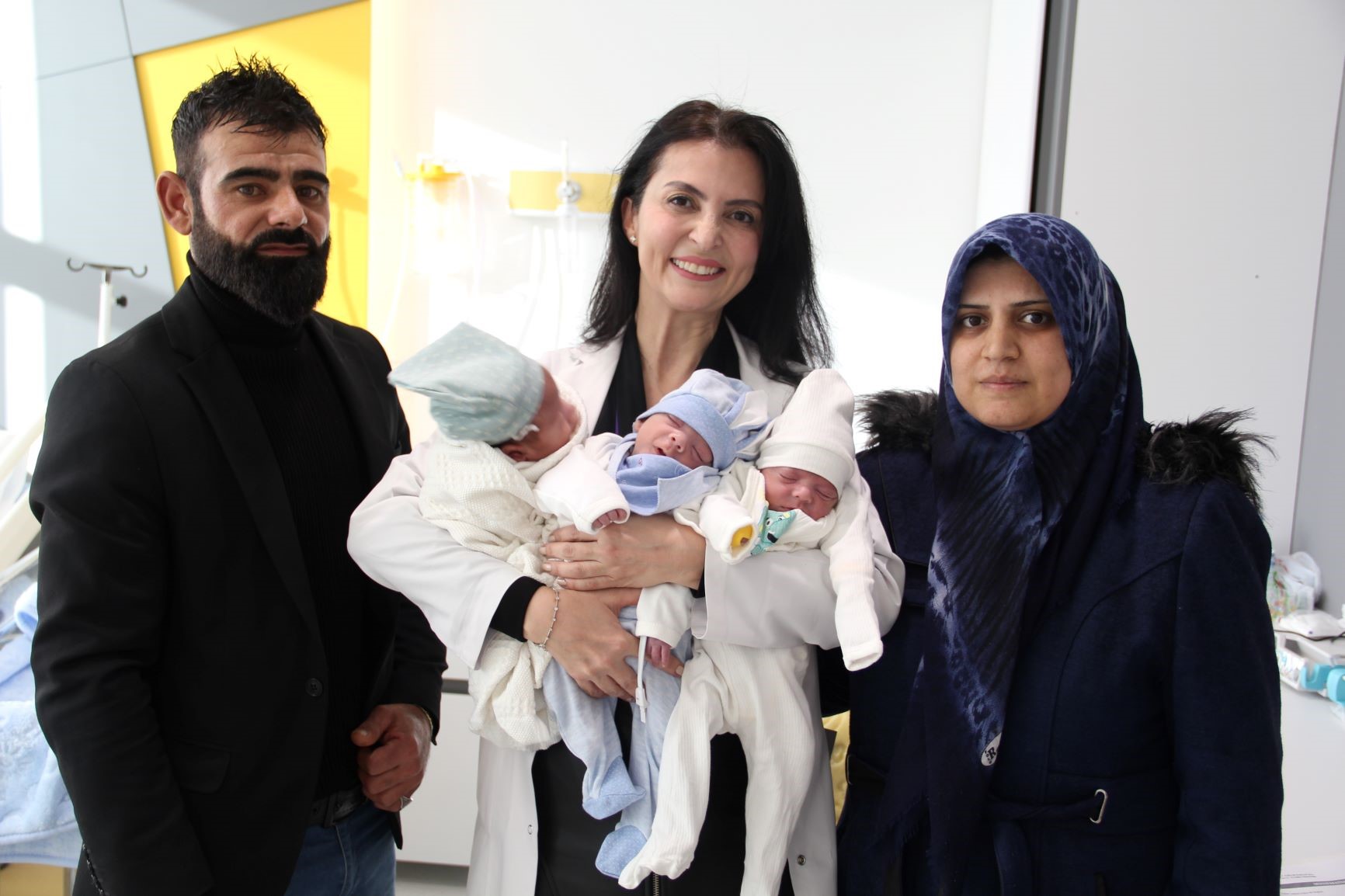 12 Yıllık Bebek Özlemi Üçüzlerle Son Buldu!