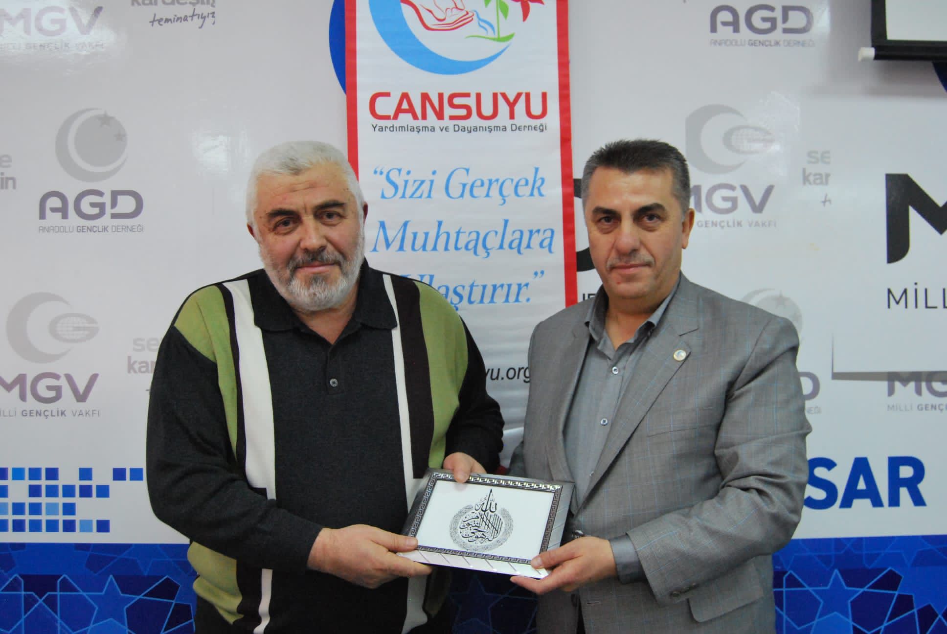 Cansuyu, ilçe temsilcileri ile buluştu