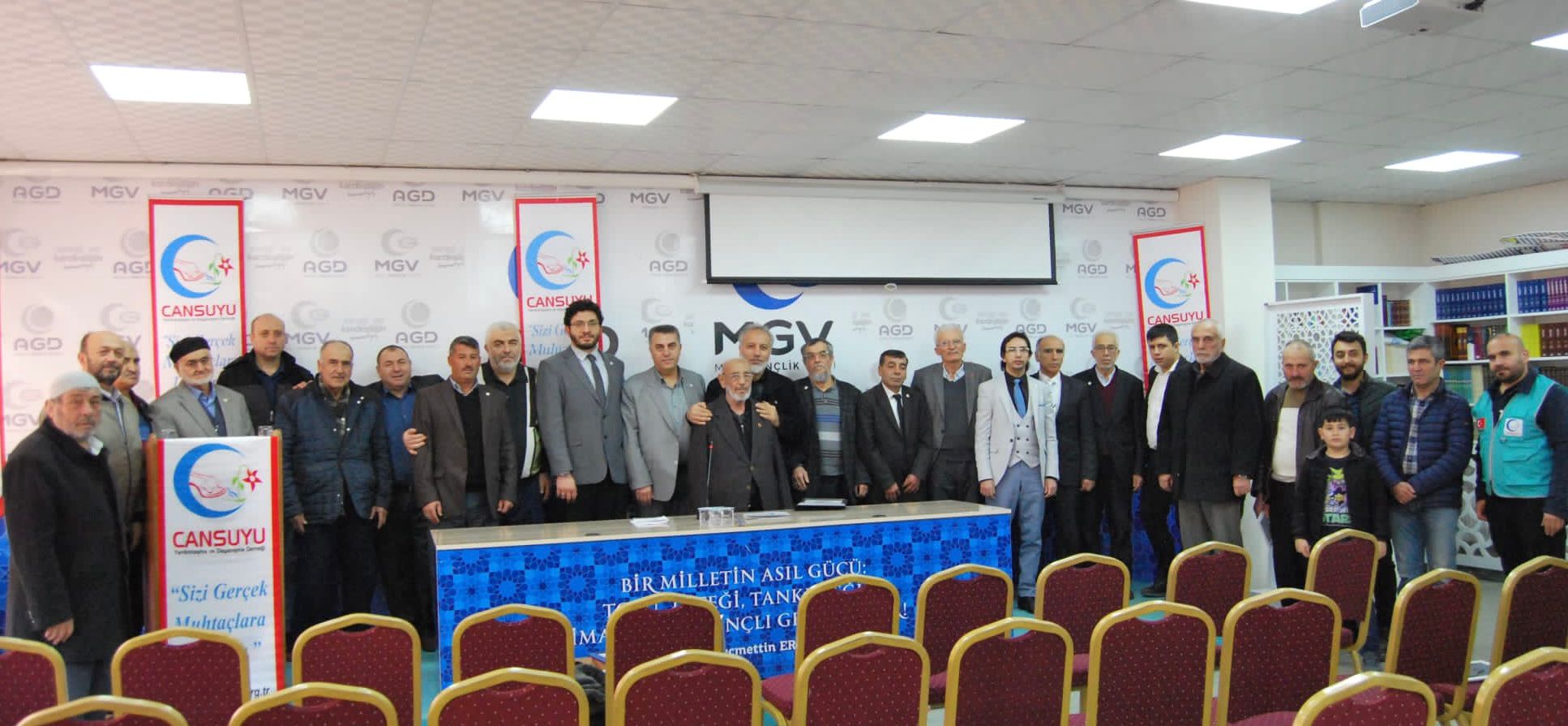 Cansuyu, ilçe temsilcileri ile buluştu