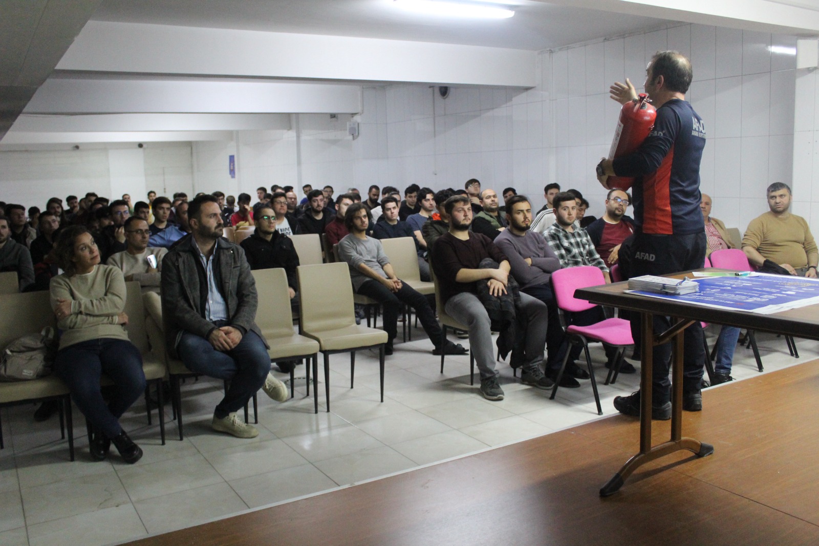 Afyonkarahisar'da Yurt Öğrencilerine Afad Eğitimleri