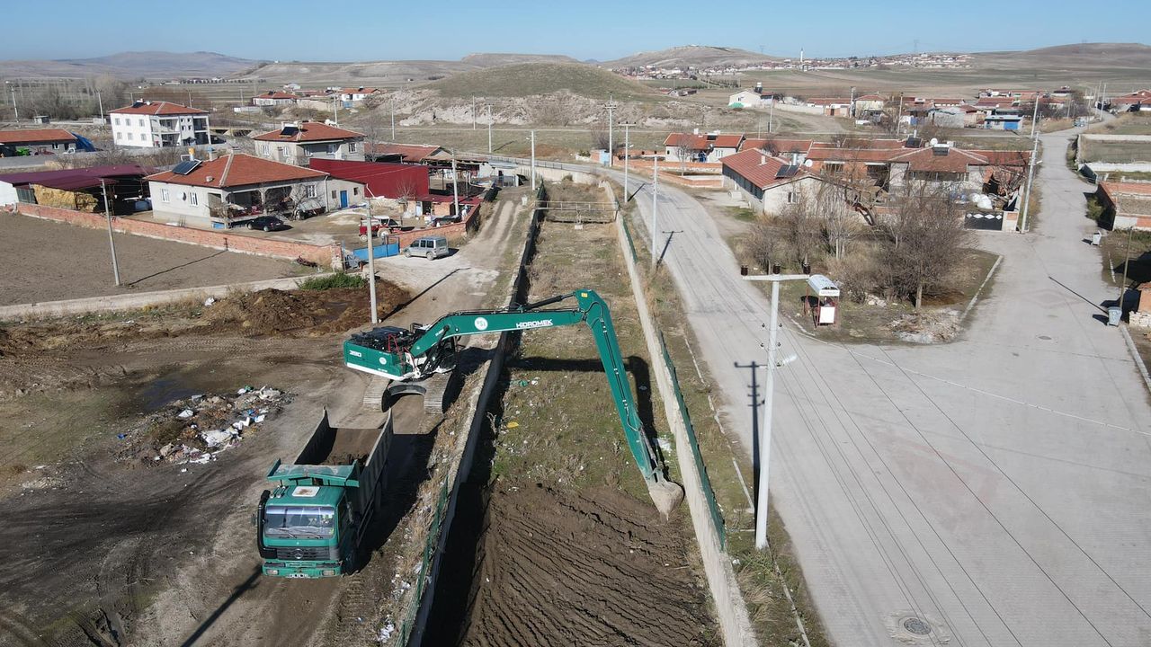 Afyonkarahisar'da Taşkın Koruma Çalışmaları Artıyor