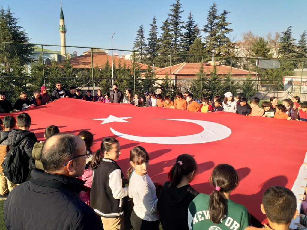 Şehit Mustafa Sezer Ortaokulu Öğrencileri’nden Anlamlı Etkinlik