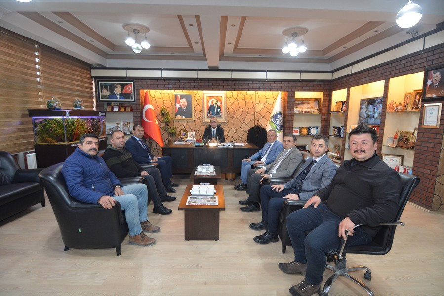Başkan Çöl'den çalışanlara yeni yıl süprizi