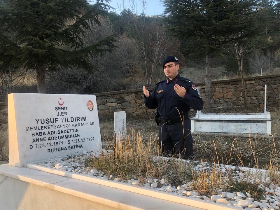 Hocalarlı Şehit Yıldırım Kabri Başında Anıldı