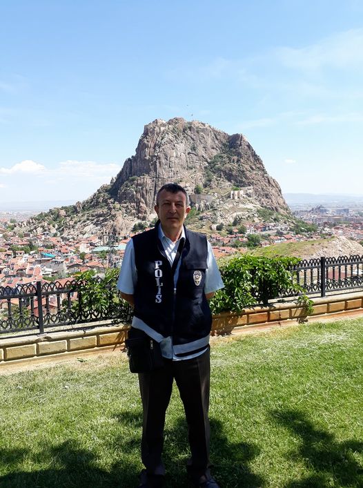 Afyon'un Sevilen Polisi Özdemir Yaşamını Yitirdi.