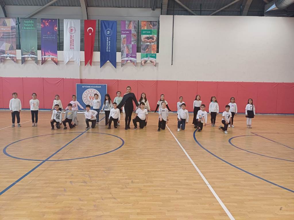 AFYON'DA SPOR OKULLARINDA KONTENJANLAR DOLDU