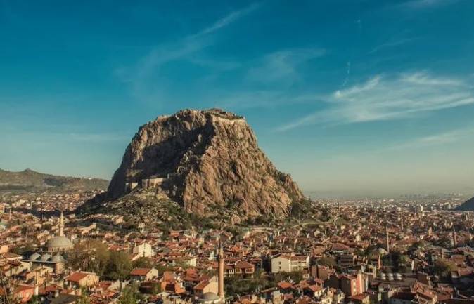 AFYON'UN OSMANLI DÖNEMİNDE İSMİ NEYDİ ?