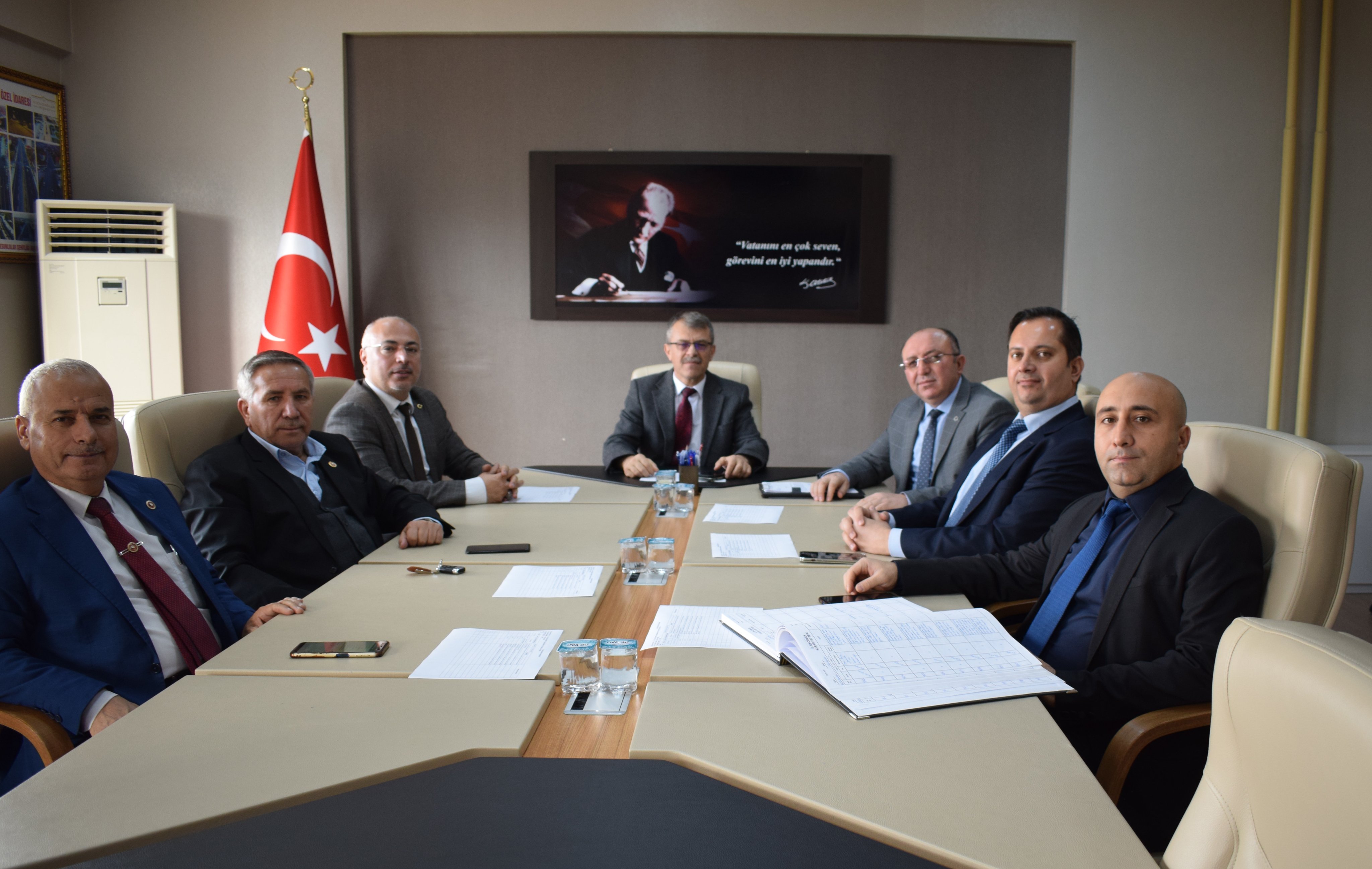 Afyon'da Encümen Toplantısı Gerçekleştirildi. Genel Sekreter Bilim Başkanlık Etti