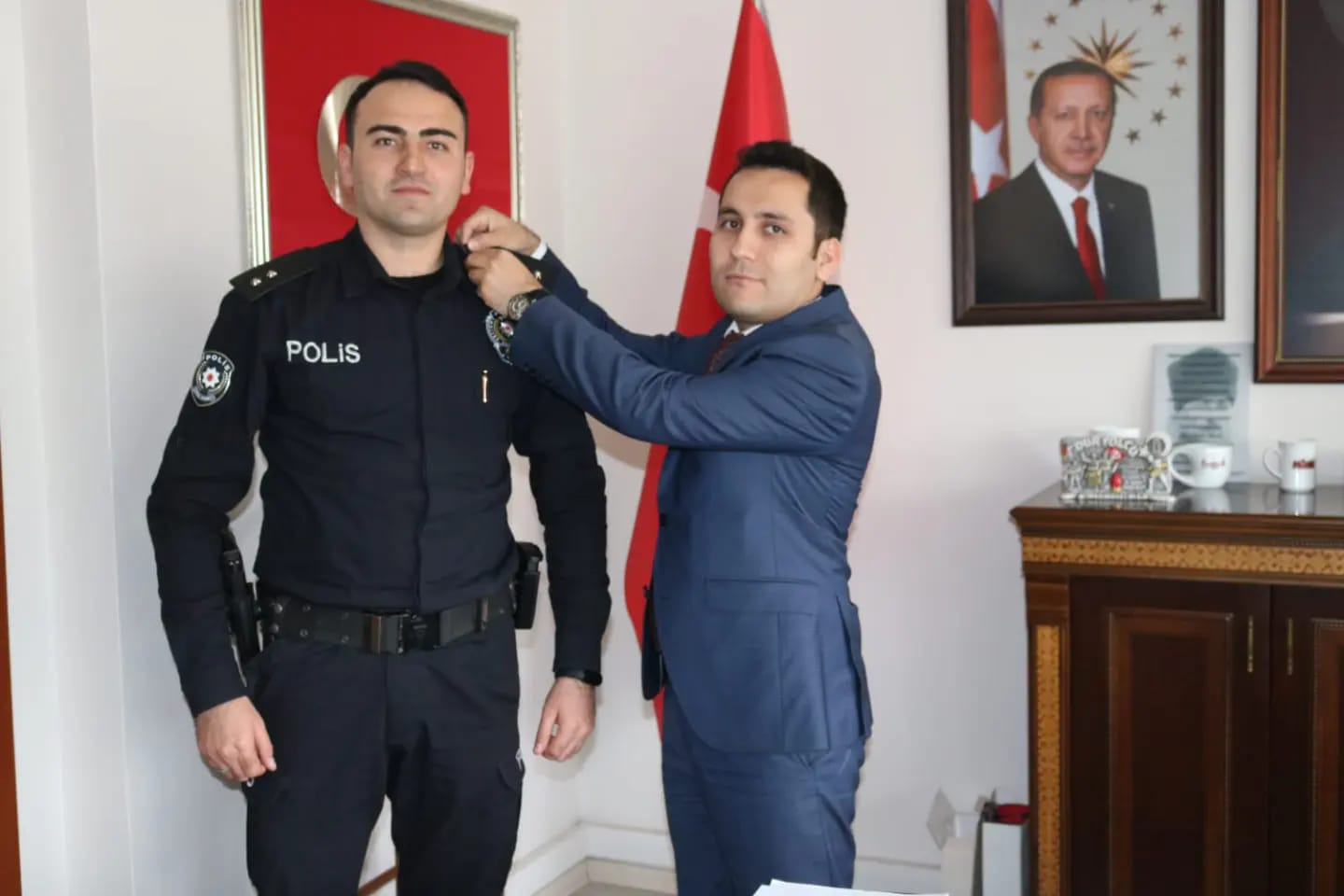 İhsaniye Emniyetinde Terfi Rütbeyi Kaymakam Bildirici Taktı