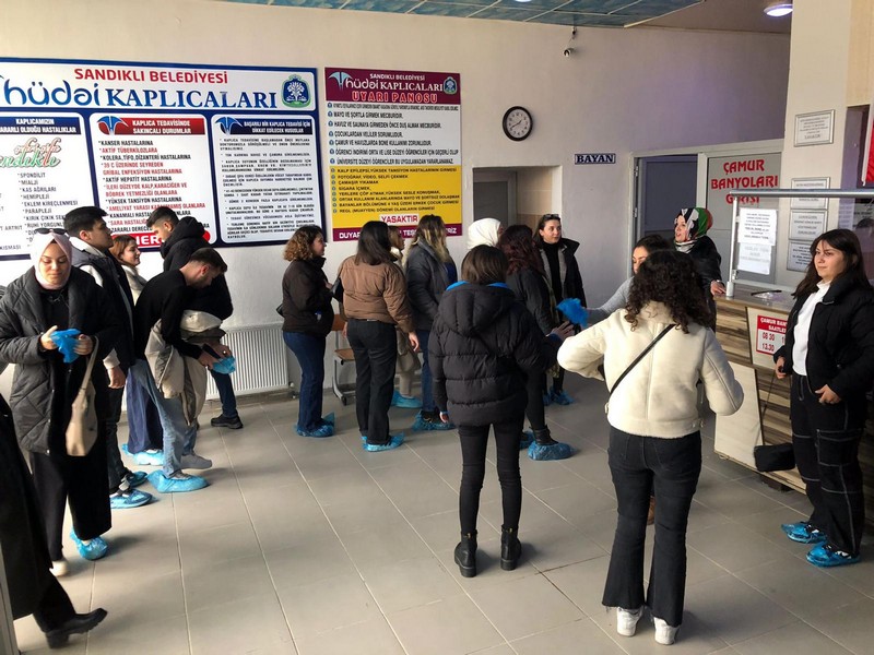 AKÜ, Hüdai Kaplıcalarını ziyaret etti