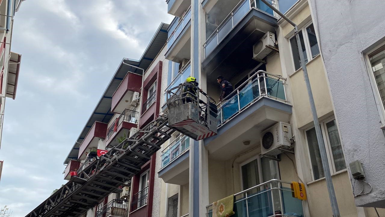 Son Dakika: Klimadan Çıkan Yangında 1 Yaralı
