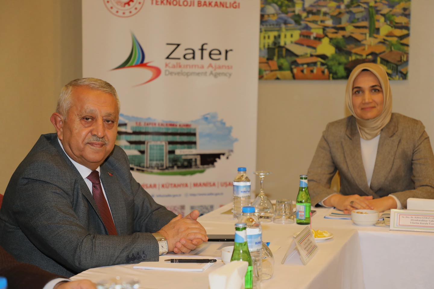 Başkan Zeybek Kütahya'da Toplantıya Katıldı. Gündem Afyonkarahisar Oldu