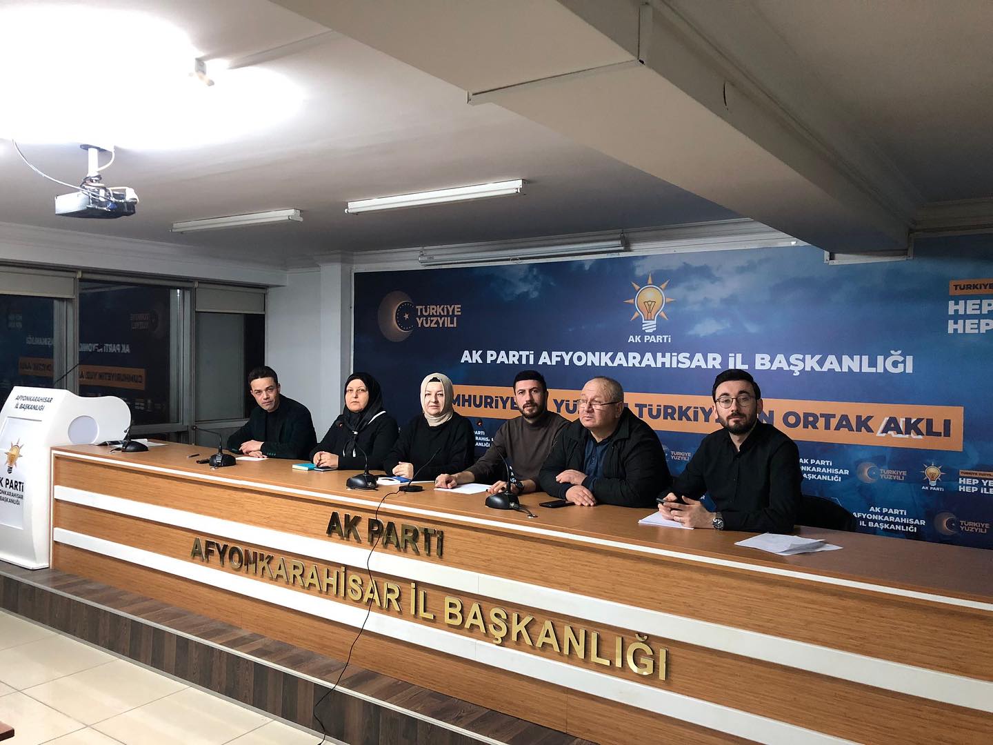 AK PARTİ AFYONKARAHİSAR İL TEŞKİLATI ÜYELERİ, GENEL MERKEZ TOPLANTISINA KATILDI