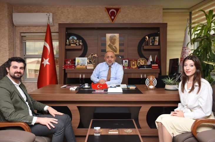 Kaymakam  Bilici Halkbank Şube Müdürü Özkan’a başarılar diledi