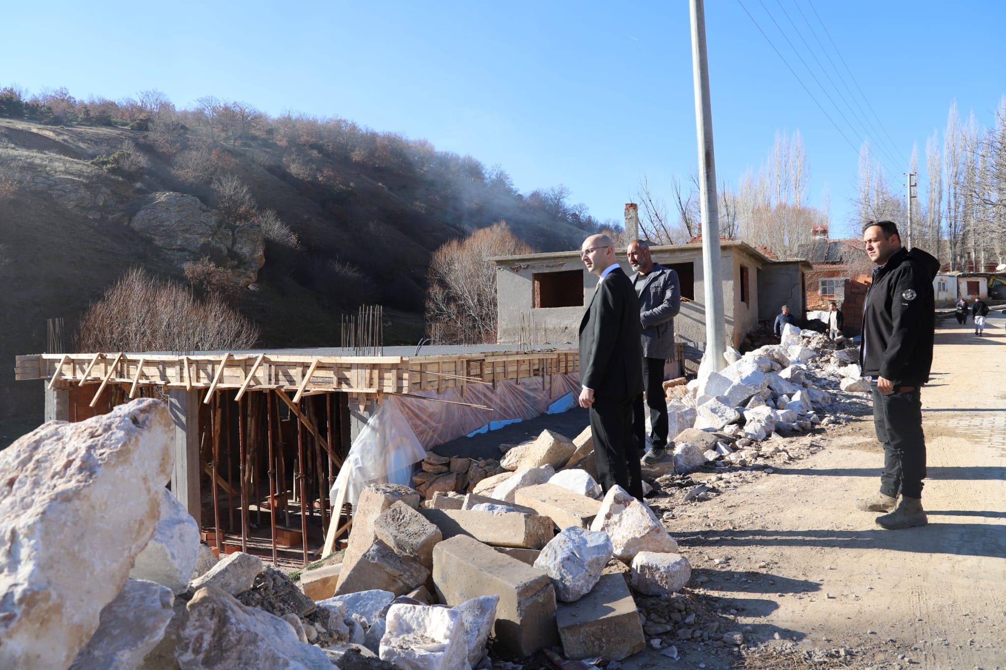 Bayat'a Köy Ziyaretleri Sürüyor Kaymakam Aykaç Projeleri Yakından Takip Ediyor